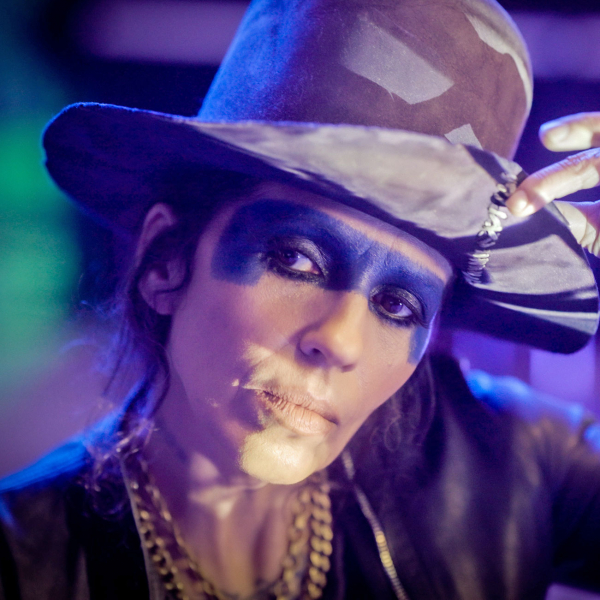 Linda Perry