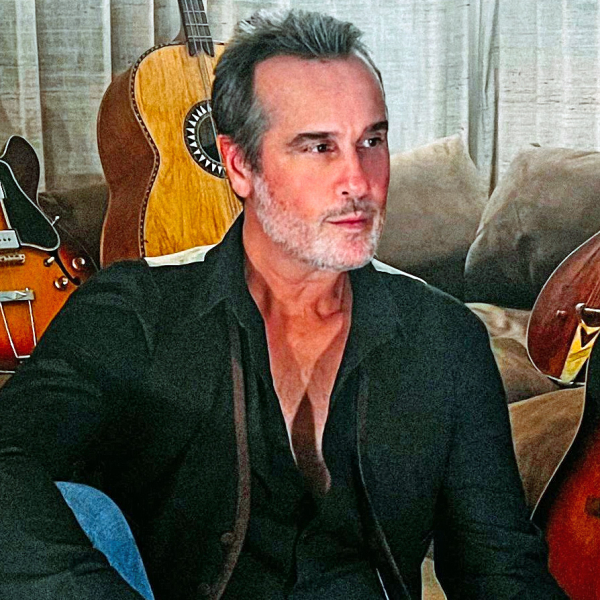 Robert De Leo: Lessons Learned Track by Track