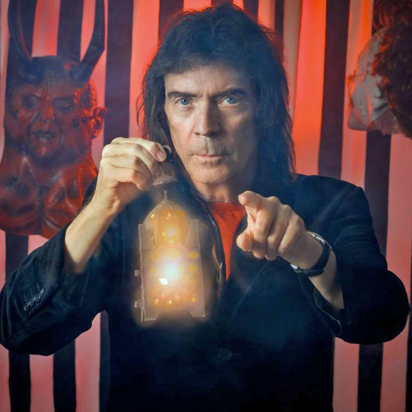 Steve Hackett: The Circus and the Nightwhale Track by Track